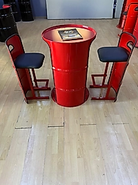 Varil Bistro Bar Kırmızı